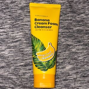 TonyMoly Banana Cream Foam Cleanser